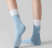 Chaussettes de yoga en coton de haute qualité 2026 avec logo personnalisé, antidérapantes, confortables et respirantes