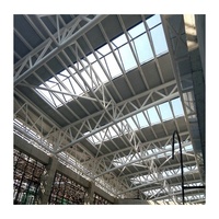 Fermes en acier de calibre léger de grande envergure de conception moderne pour la structure de couverture de toit de gare à grande vitesse