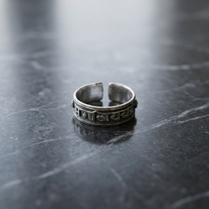 Anillo de Plata de Ley Ajustable, Elegante y de Primera Calidad, con Diseño de Animal, Unisex, Certificado GDTC, Ajuste Cómodo, Diseño Personalizable, Venta al Por Mayor - Product Image 2