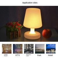 Lampe de table LED solaire Unibody IP65 à recharge par batterie, étanche, pour jardin et maison, couleur RGB - Grande Vente