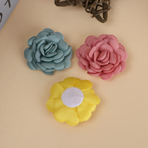 Flor de tela de camelia de 3 cm, hecha a mano, para manualidades, suministros para ropa, zapatos, sombreros, accesorios decorativos - Product Image 4