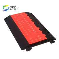 Protector de Cables de PVC Rojo de Alta Resistencia para Construcción y Carreteras, con 5 Canales, Rampa Protectora de Cables de Goma, Reductor de Velocidad