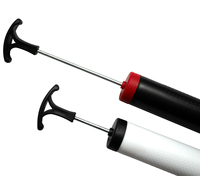Pompe à main universelle pour ballons de sport, outil de gonflage portable pas cher avec aiguilles supplémentaires pour les grossistes en articles de sport - Offre spéciale