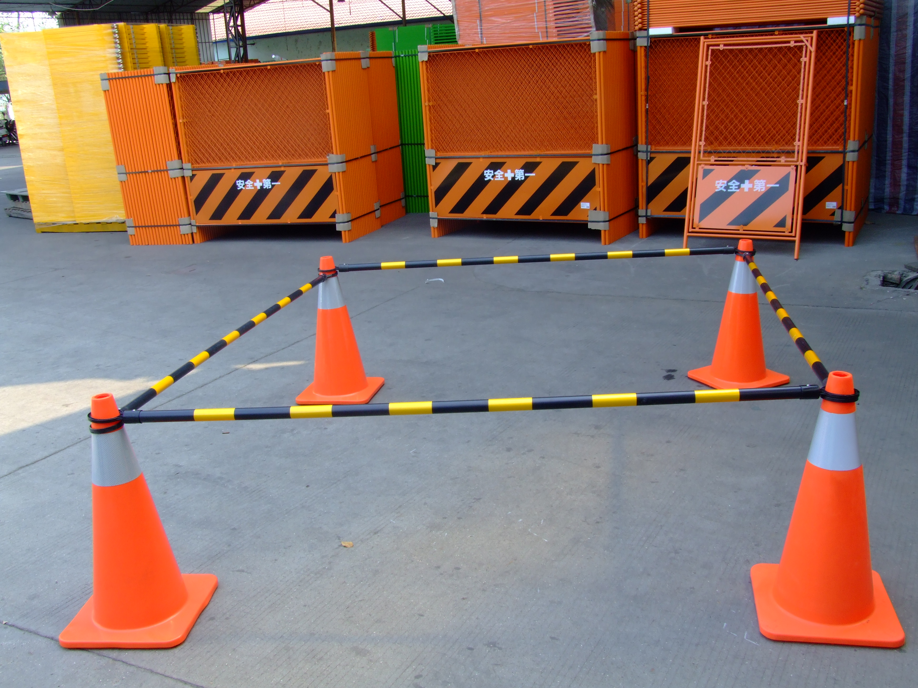 便携式塑料可调或可伸缩交通安全可伸缩锥形杆 - buy retractable