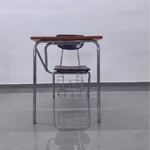 Conjunto de escritorio y silla para estudiantes, con superficie de madera, estructura metálica, diseño minimalista, para uso escolar. - Product Image 2
