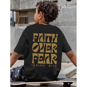 Camiseta FOXA Faith Over Fear de manga corta para hombre, 100% algodón, camiseta gráfica inspiradora, Isaías 41:10 - Product Image 3