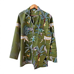 Ensemble de pyjama pour homme à manches longues à imprimé floral, tissu en satin 100% coton, vêtements de nuit décontractés, motif tissé, saison printemps, cadeau pour elle - Product Image 5