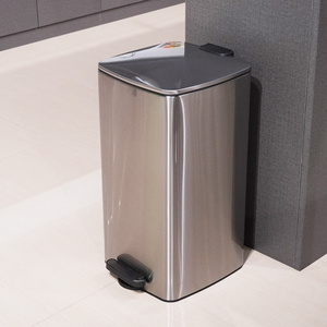 Poubelle à pédale carrée en acier inoxydable à fermeture douce de 6, 8, 12, 16, 20, 30, 40, 50, 60 litres pour cuisine et salle de bain - Product Image 3