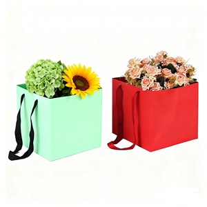 Bolsas de Regalo Cuadradas de Cartón Marfil de Lujo de 30*30*30cm con Logotipo Personalizado, Materiales Reciclados, Asa de Cinta para Promoción en Supermercados - Product Image 2