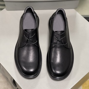 Chaussures confortables en cuir de vachette pour hommes, idéales pour les tenues professionnelles formelles, chaussures décontractées à lacets en cuir pour hommes, chaussures de conduite confortables pour hommes d'âge moyen - Product Image 3