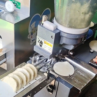 Machine à fabriquer des boulettes, des empanadas, des gyozas, des pelmenis russes, des raviolis, prix de la machine commerciale