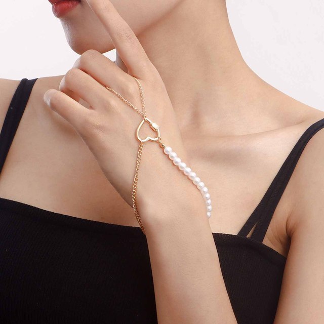 Boho Hand Harness Chain Jewelry Pearl Link Chain Connected Finger Ring Bracelets for Women Charm Heart Bangle