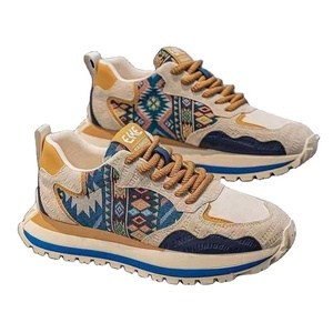 Vente en gros de nouvelles baskets en mesh personnalisées pour hommes, respirantes, légères, à lacets, pour la marche et la course, printemps, été, automne, hiver, EVA - Product Image 1
