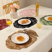 Nouveau Set de Table Ovale Français en Velours Imitation, Isolant et Double Face en Cuir, pour Table à Manger, Bureau et Usage Quotidien à Domicile