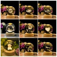Lampe d'Illusion 3D Veilleuse Galaxie Lumière Chaude en Cristal sur Base en Bois LED, Idée Cadeau d'Anniversaire Lampe Intelligente 3D