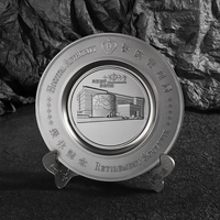 Fabricant de plaques métalliques décoratives, plaque personnalisée OEM, support de tasse en bois, plaque de trophée dorée, plaque de récompense souvenir en relief, médaille