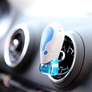 Penyegar Udara Penyebar Aroma Klip Ventilasi Aksesori Mobil Cair - Product Image 1