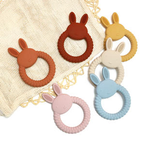 <span class=keywords><strong>Anneau</strong></span> <span class=keywords><strong>de</strong></span> <span class=keywords><strong>dentition</strong></span> en silicone pour bébé, forme donut, sans BPA, avec sangle - Product Image 1