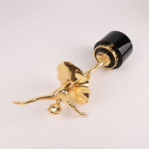 รางวัลถ้วยรางวัลคริสตัลโลหะรูปนักเต้นบัลเลต์แบบตั้งโต๊ะสั่งทำพิเศษ - Product Image 6