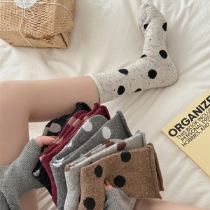 Hiver Nouvelle Mode Chaussettes Thermiques en <span class=keywords><strong>Laine</strong></span> Douce Femmes Chaussettes en <span class=keywords><strong>Laine</strong></span> Chaudes à Gros Points - Product Image 1