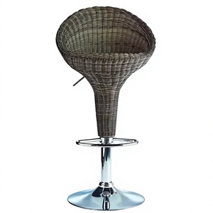 Tabouret de bar pivotant en rotin réglable en hauteur, idéal pour la maison et l'hôtellerie – Vente en gros à prix abordable - Product Image 1