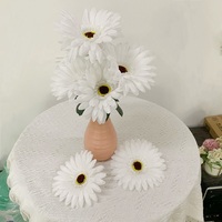 Offre Spéciale – Bouquet de 5 Têtes de Fleurs Artificielles Blanches en Soie de Qualité Supérieure, Idéal pour la Maison, le Jardin ou la Décoration Murale
