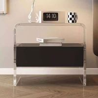 Table de chevet minimaliste moderne en acrylique transparent, bords arrondis doux, pour intérieurs de chambres à coucher de couleur crème