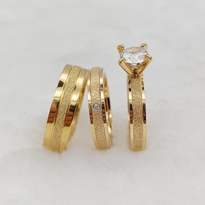 Alliances Classiques Amour – Parures de Mariage 3 Pièces en <span class=keywords><strong>Acier</strong></span> <span class=keywords><strong>Inoxydable</strong></span> 316L – Bijoux en Zircon Cubique Givré – Bagues de Fiançailles et de Mariage – Cadeaux pour Couples - Product Image 2