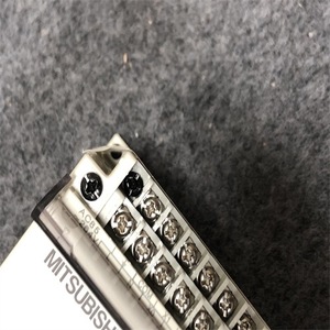 Contrôleur logique programmable Mitsubishi FX1N-60MR-001 64 I/O PLC industriel fabriqué au Japon - Product Image 4
