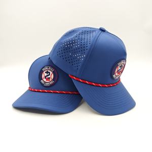 Casquette de golf sportive en polyester 5 panneaux de haute qualité, motif léopard, avec patch en caoutchouc personnalisé, trous découpés au laser, imperméable, à fermeture snapback - Product Image 5