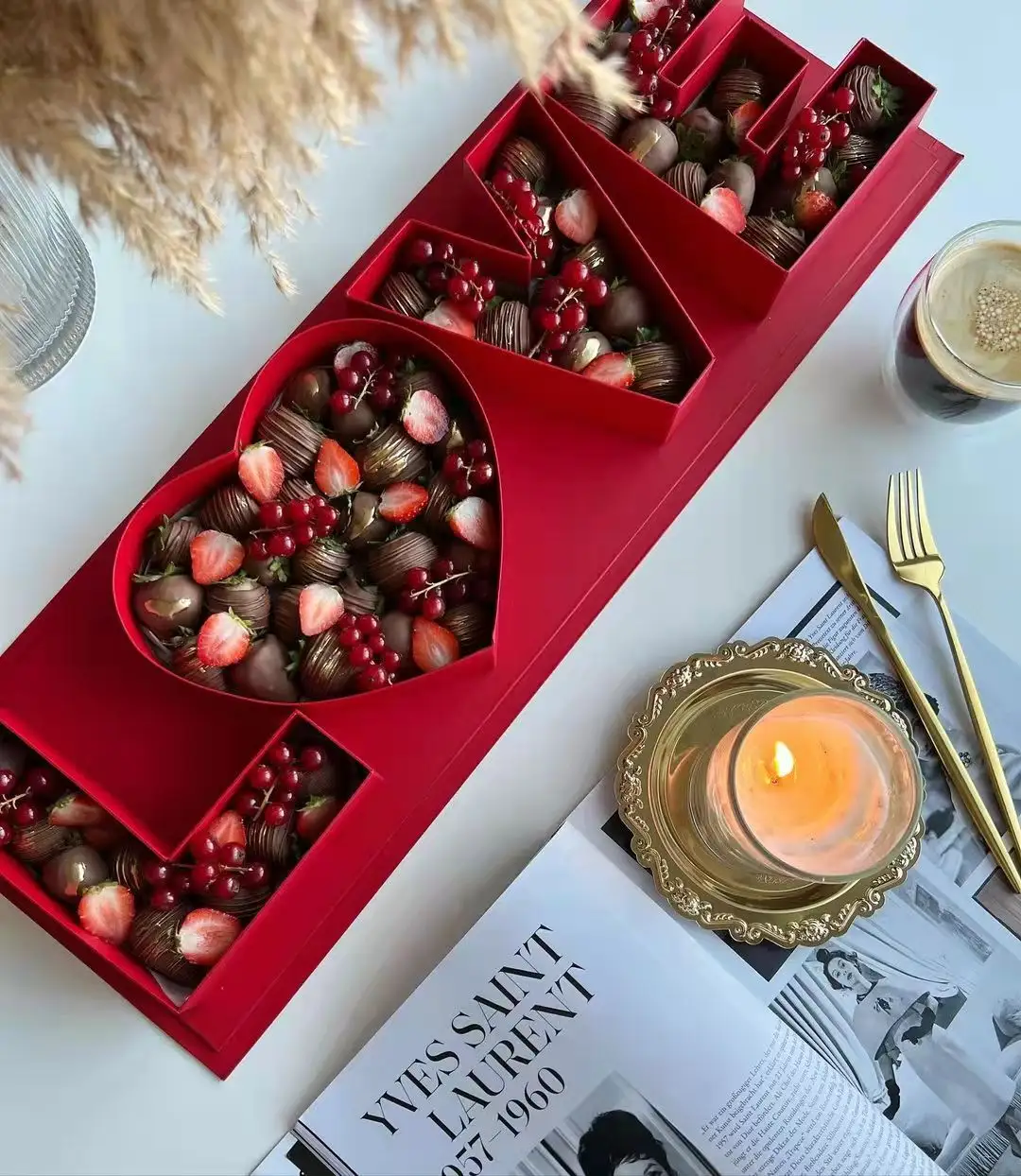 Morango chocolate flor enchido papelão papelão do amor letras em forma de caixa de presente para o tratamento