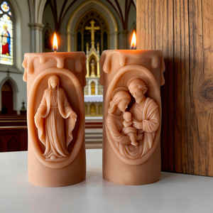 Bougie parfumée sculptée en 3D représentant la Sainte Famille, ornement de bureau pour la décoration de l'église et de la maison - Product Image 3