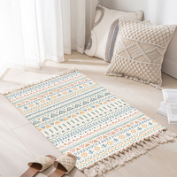 Gewebter quadratischer Teppich für Wohnzimmer, Schlafzimmer, Nachttisch, Bodenmatte, modernes, einfaches geometrisches Muster, maschinenwaschbar, anpassbar