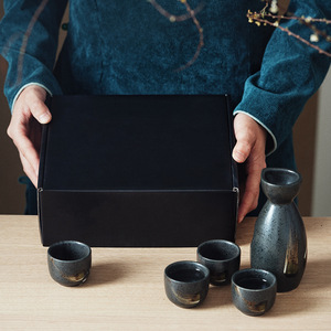 Juego de Decantador y Tazas de Cerámica Vintage Estilo Japonés para Sake y <span class=keywords><strong>Umeshu</strong></span>, para Uso en Casa, Bar o Restaurante, Regalo para Servir Licores - Product Image 4