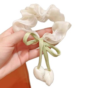 Élastique à cheveux en tissu haute élasticité fait main motif fleur de tulipe Sweet Girl, pour <span class=keywords><strong>chignon</strong></span> et queue de cheval basse, style scrunchie - Product Image 5