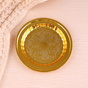 <span class=keywords><strong>Petite</strong></span> assiette à collation <span class=keywords><strong>en</strong></span> <span class=keywords><strong>fer</strong></span> de style classique pour le thé de l'après-midi et le stockage de bijoux Porte-gobelet isolé et plateau <span class=keywords><strong>en</strong></span> verre à vin pour les fêtes - Product Image 5