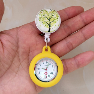 <span class=keywords><strong>Orologio</strong></span> da Tasca Retrattile Creativo con Clip per Infermieri e Medici, Design con Cuore, <span class=keywords><strong>Vita</strong></span>, Alberi, Colorato, Regalo per Ospedale - Product Image 5