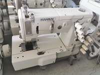 Offre Spéciale Kansai Spécial DFB1408P PLAT-lit Multi-aiguille Double Chaînette Machines En bon État