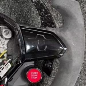 Utilisé pour Volkswagen <span class=keywords><strong>Golf</strong></span> 8 GTI MK8 Modification du volant et mise à niveau R8 Bouton Diode lumineuse Volant en fibre de carbone - Product Image 4