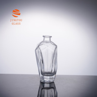 Bouteille à vin en verre cristallin taillé au diamant haut de gamme de 250 ml, idéale pour le brandy, le whisky et le gin