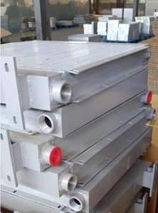 AH0608T-60L hydraulique <span class=keywords><strong>radiateur</strong></span> refroidisseur d'huile hydraulique condensat échangeur de chaleur <span class=keywords><strong>radiateur</strong></span> mini pelle hydraulique refroidisseur d'huile - Product Image 3