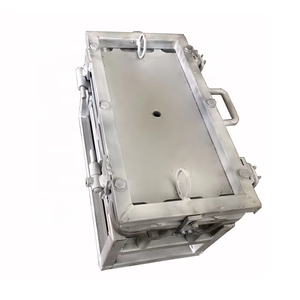 Rotomoulage pour flotteurs de ponton en PE et boîtes flottantes en plastique - Fabricant de moulage rotatif sur mesure - Product Image 3