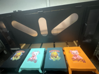 Imprimante DTG 4 stations à double chariot d'impression sans prétraitement manuel pour T-shirts et sweats à capuche