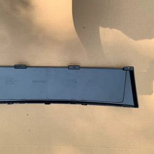 Support de <span class=keywords><strong>plaque</strong></span> d'<span class=keywords><strong>immatriculation</strong></span> avant pour AUDI A3 2004-2008, version européenne, installation non destructive, référence OE 8P4807285G1QP - Product Image 2