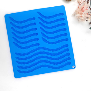 Moules à pouding à glaçons en silicone <span class=keywords><strong>de</strong></span> qualité alimentaire sans BPA Nouveaux moules à vers en silicone assortis <span class=keywords><strong>de</strong></span> petite et grande taille - Product Image 2