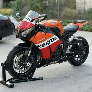 用于 CBR1000RR 汽油运动摩托车 1000cc 直列四缸水冷赛车摩托车，状态良好，适合公路骑行 - Product Image 1