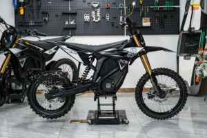 15% de Descuento en Motocicleta Eléctrica Todoterreno de Alto Torque, 72V 35Ah, 3 Velocidades, para Jóvenes Conductores, Altis Delta, con Batería de Litio de Carga Rápida - Product Image 2