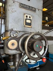 <span class=keywords><strong>Perceuse</strong></span> radiale D2500 <span class=keywords><strong>perceuse</strong></span> <span class=keywords><strong>à</strong></span> bras radial de précision industrielle robuste pour la construction et la fabrication de métaux - Product Image 4