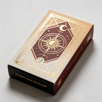 Cartes de tarot personnalisées pour usage éducatif et festif avec papier à noyau noir |   Boîte à rabat avec estampage à chaud doré pour cadeau