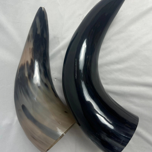 เขาสัตว์ไวกิ้งคุณภาพสูงสำหรับดื่มเครื่องดื่ม พร้อมฐานตั้ง ขัดเงา แกะสลักลายสัตว์ งานฝีมือธรรมชาติ เหมาะสำหรับงานแต่งงานหรือตกแต่งบ้าน - Product Image 1